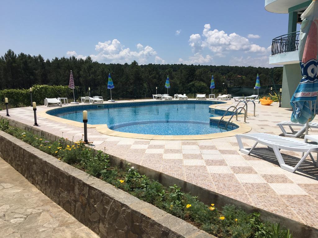 Dream Bay Family Hotel Țarevo Exterior foto